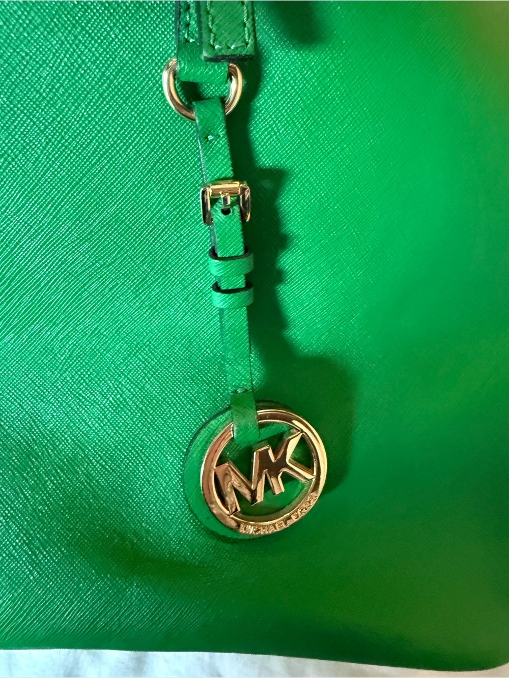 Michael Kors Jet Set Travel Tote Kelly Green Saffiano Leather Gold Hardware - Picture 3 of 9